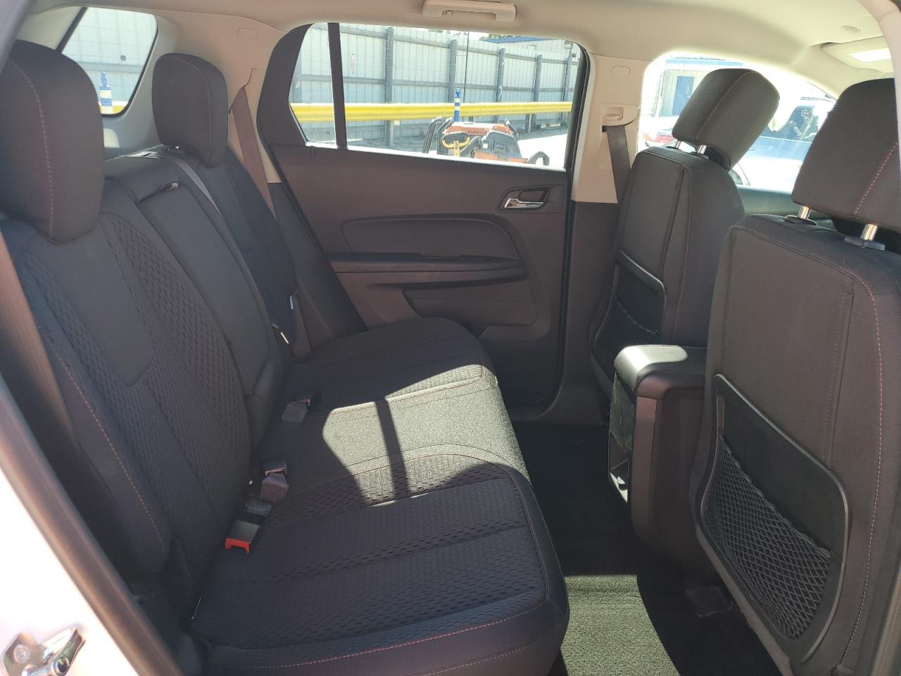 2015 GMC Terrain - Image 11