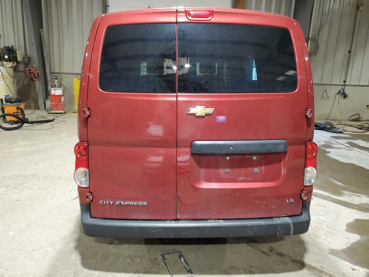 2015 Chevrolet Express - Image 6
