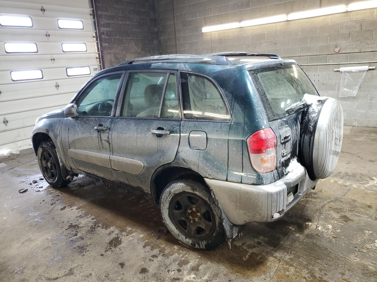 2003 Toyota RAV 4 - Image 2