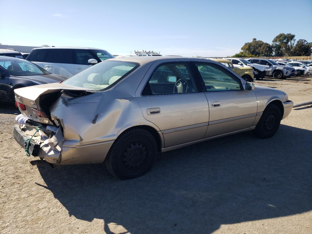 1999 Toyota Camry - Image 3