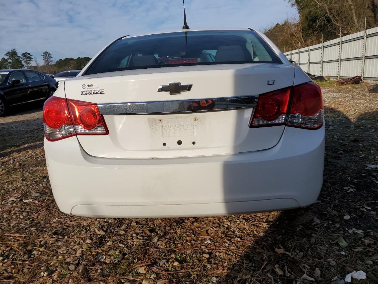 2014 Chevrolet Cruze - Image 6