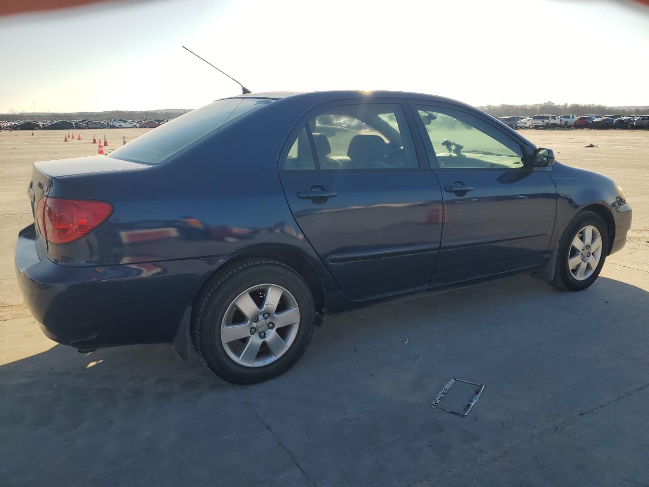 2005 Toyota Corolla - Image 3