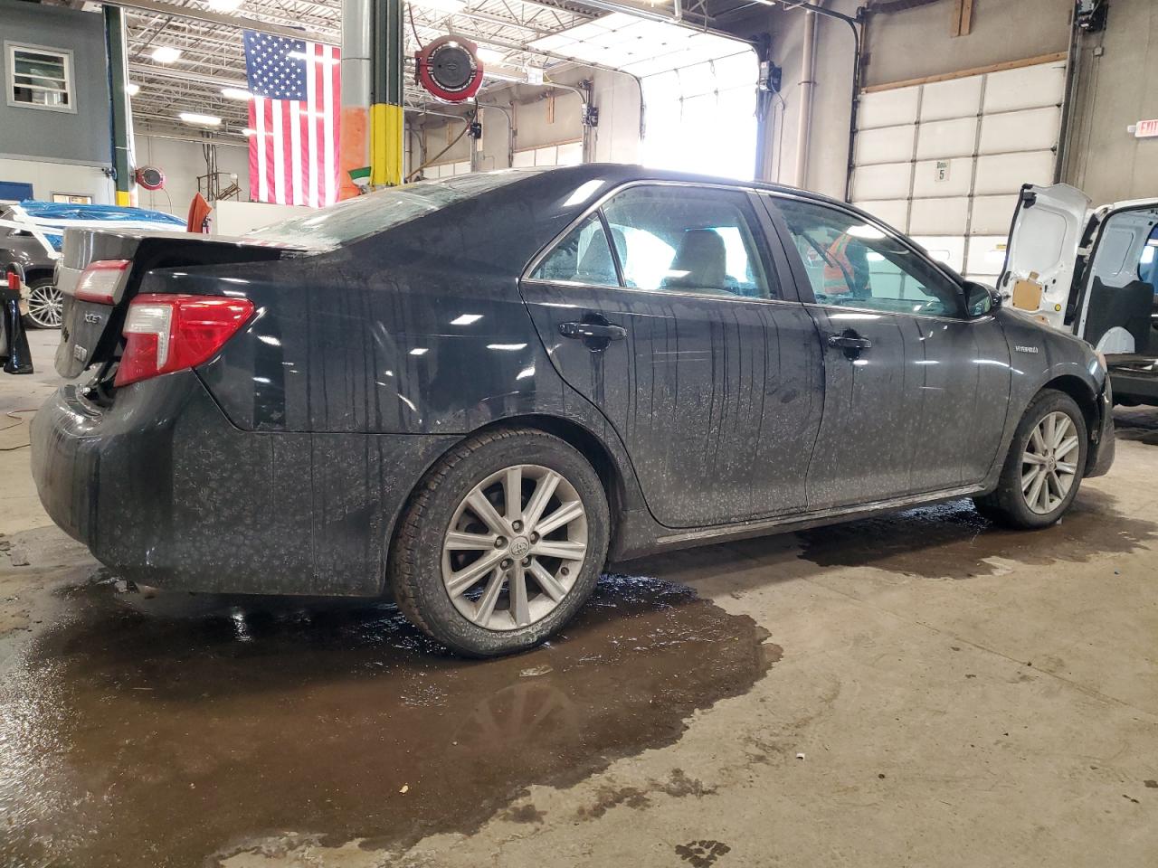 2012 Toyota Camry - Image 3