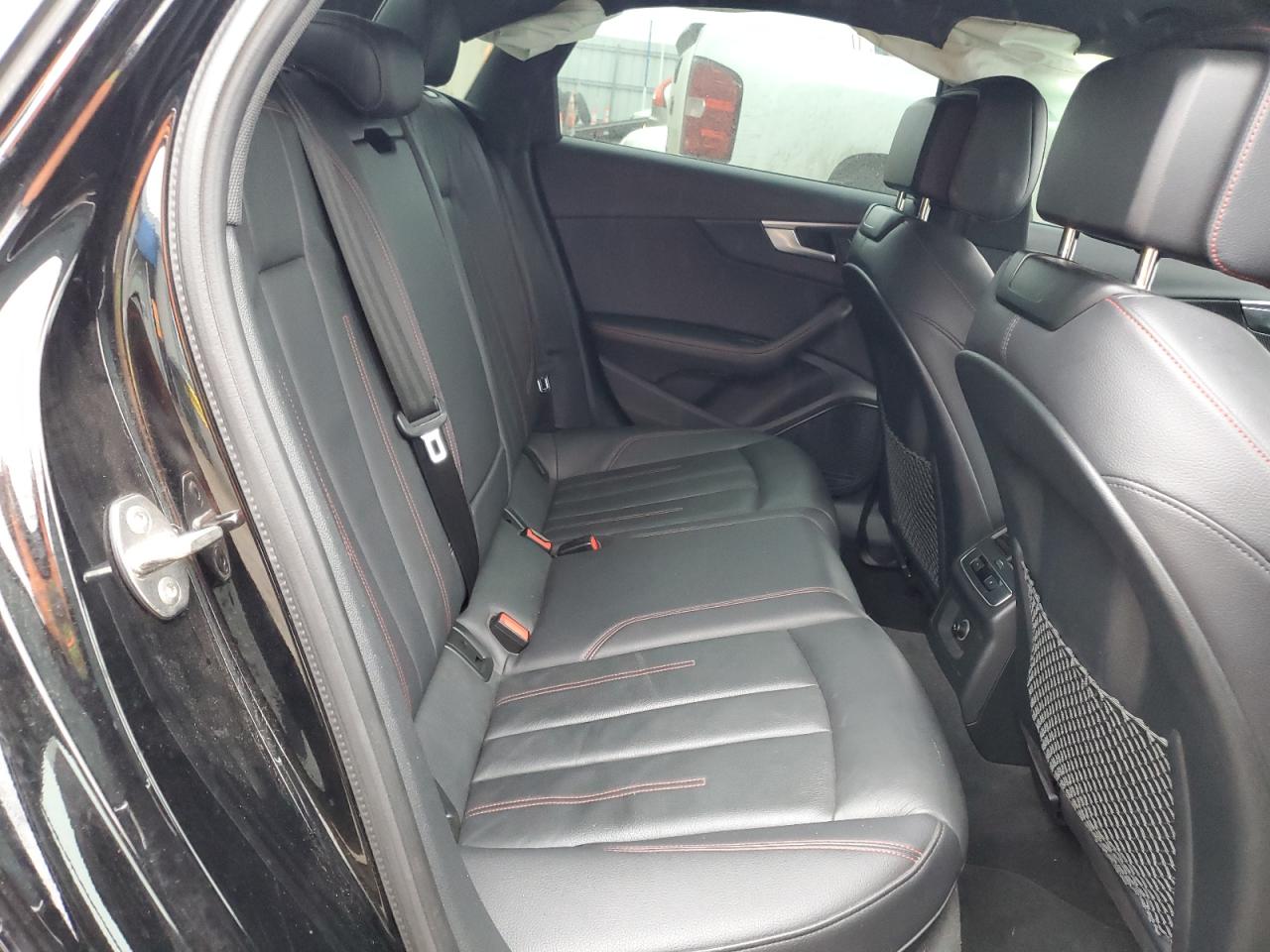 2018 Audi A4 - Image 10