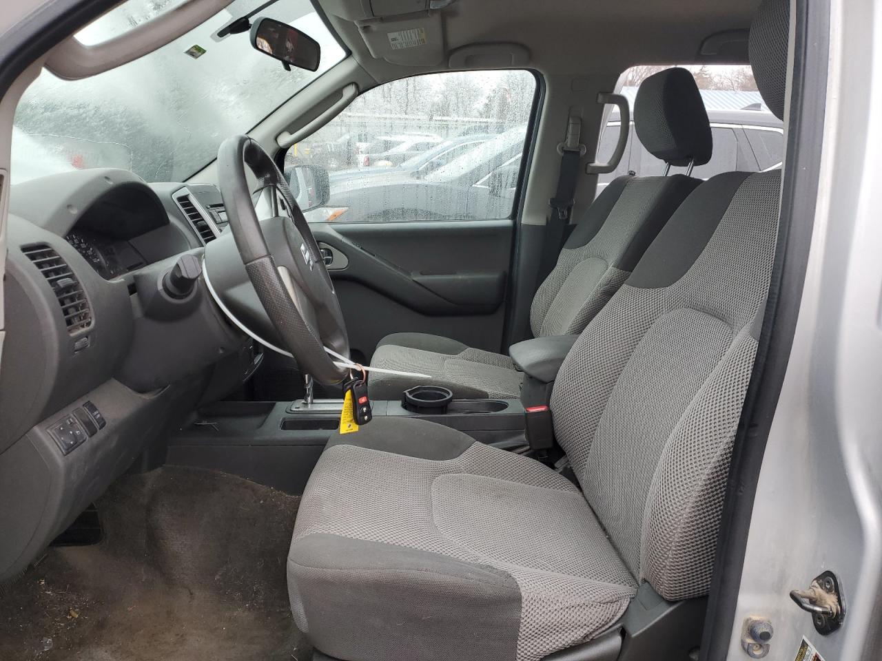 2011 Suzuki Equator - Image 7