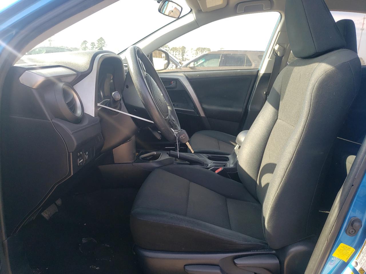 2016 Toyota RAV 4 - Image 7