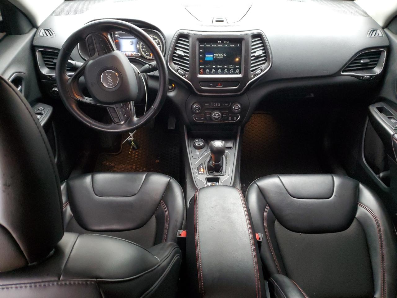 2020 Jeep Cherokee - Image 8