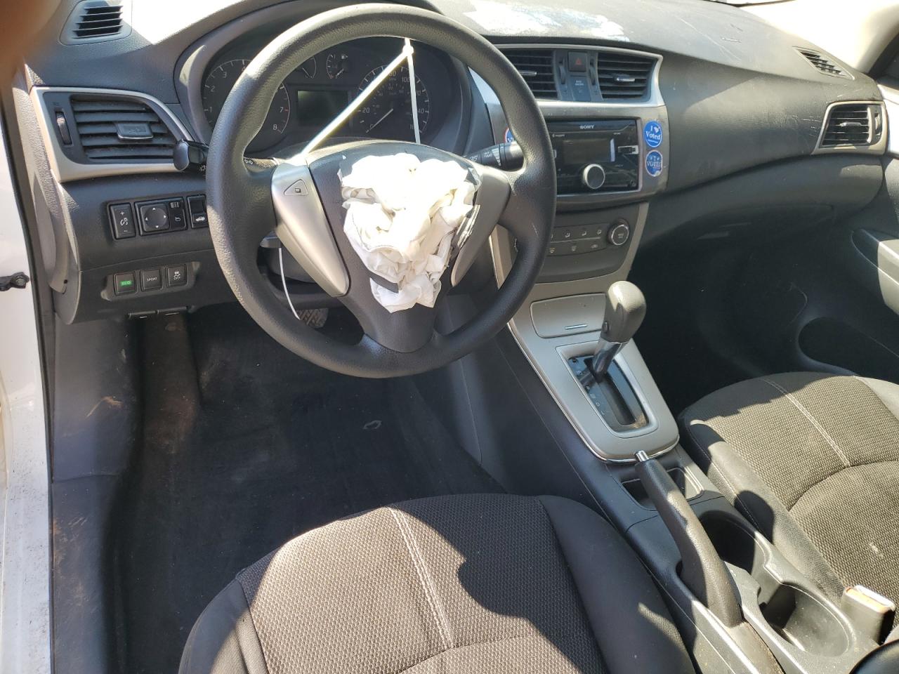 2014 Nissan Sentra - Image 8