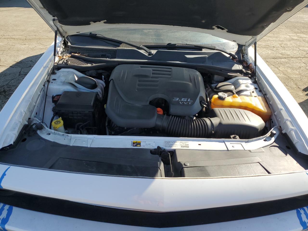 2013 Dodge Challenger - Image 13