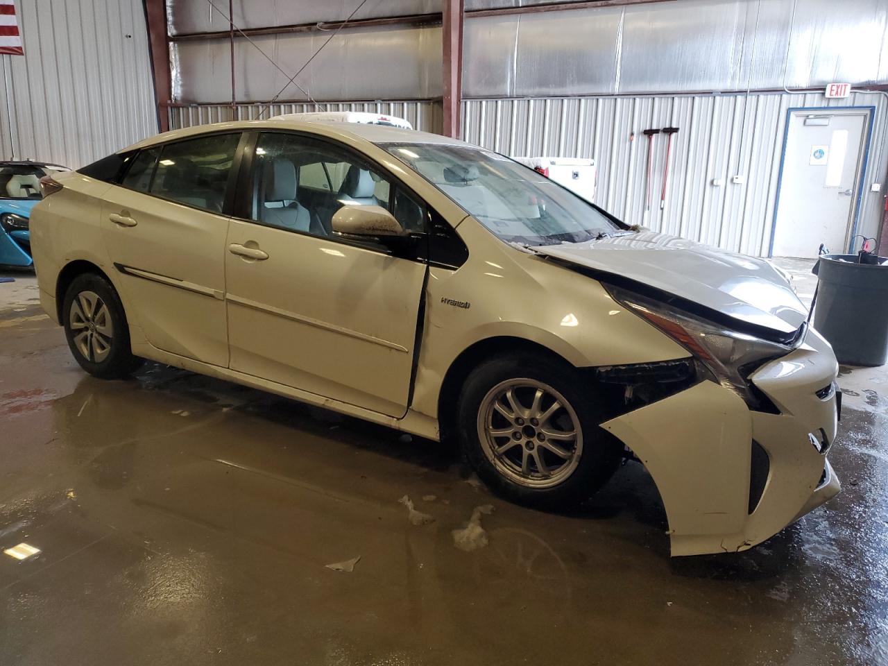2016 Toyota Prius - Image 4