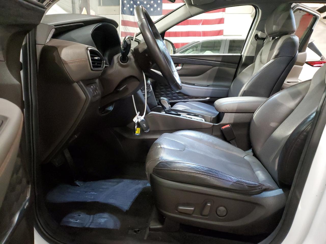 2020 Hyundai Santa Fe - Image 7