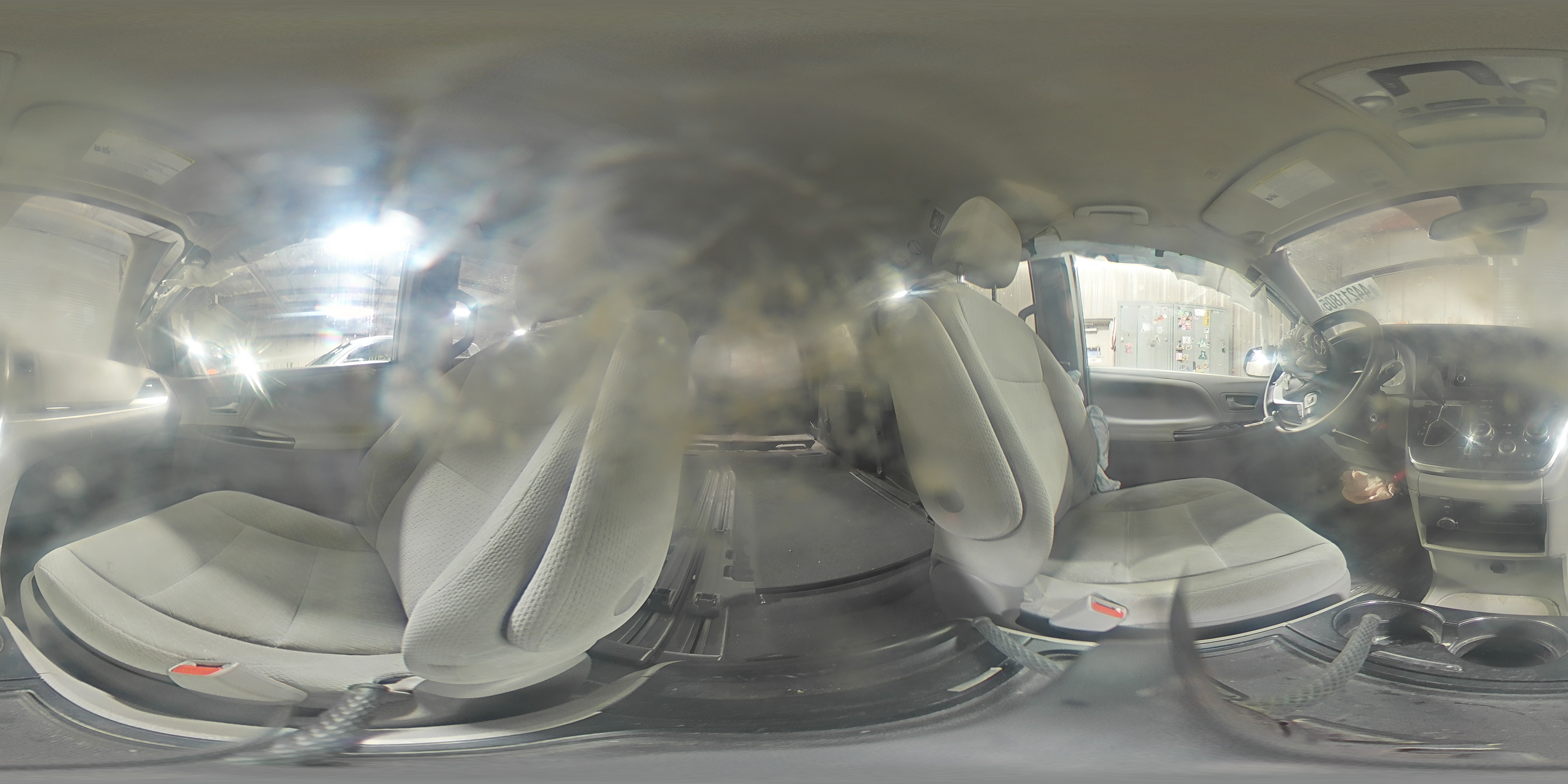 2019 Toyota Sienna - Image 15