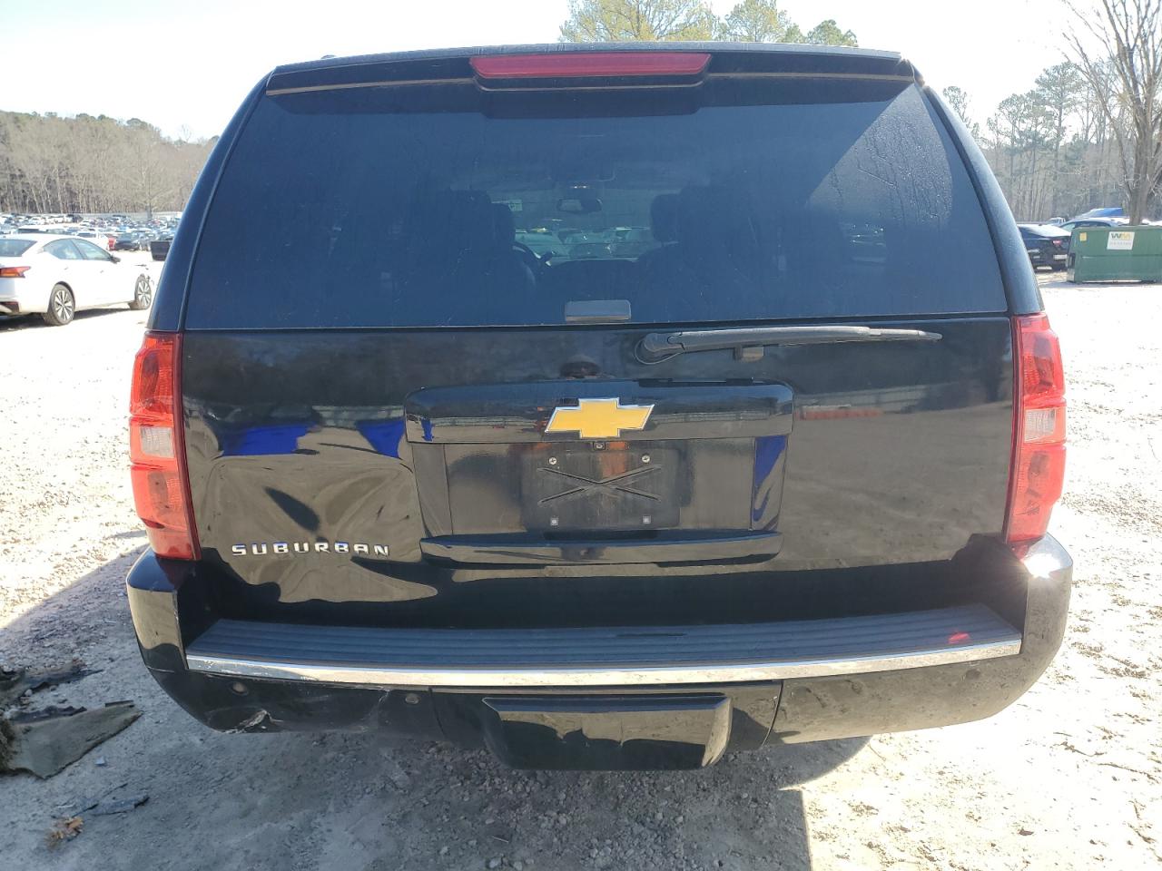 2014 Chevrolet Suburban - Image 6