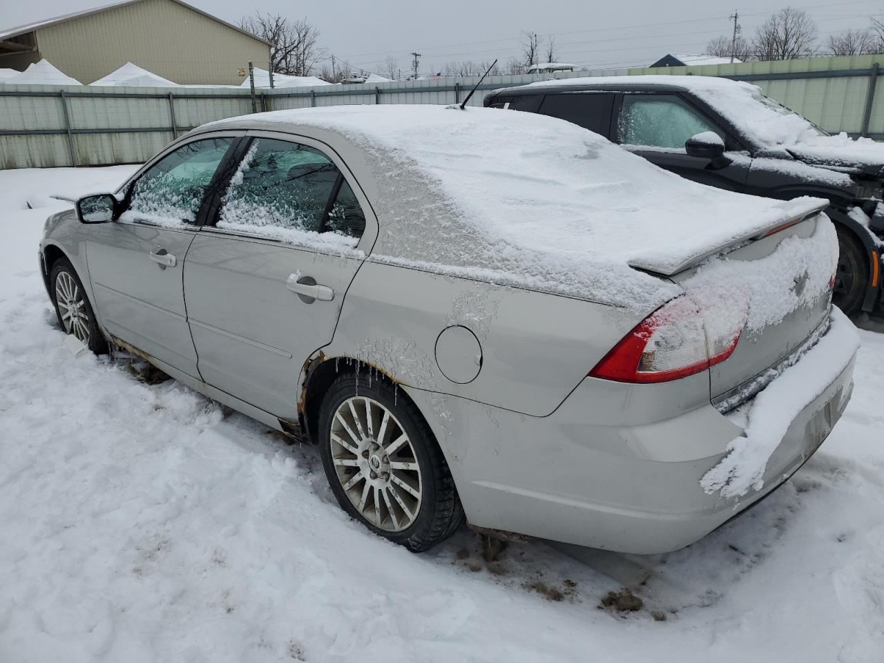 2007 Mercury Milan - Image 2