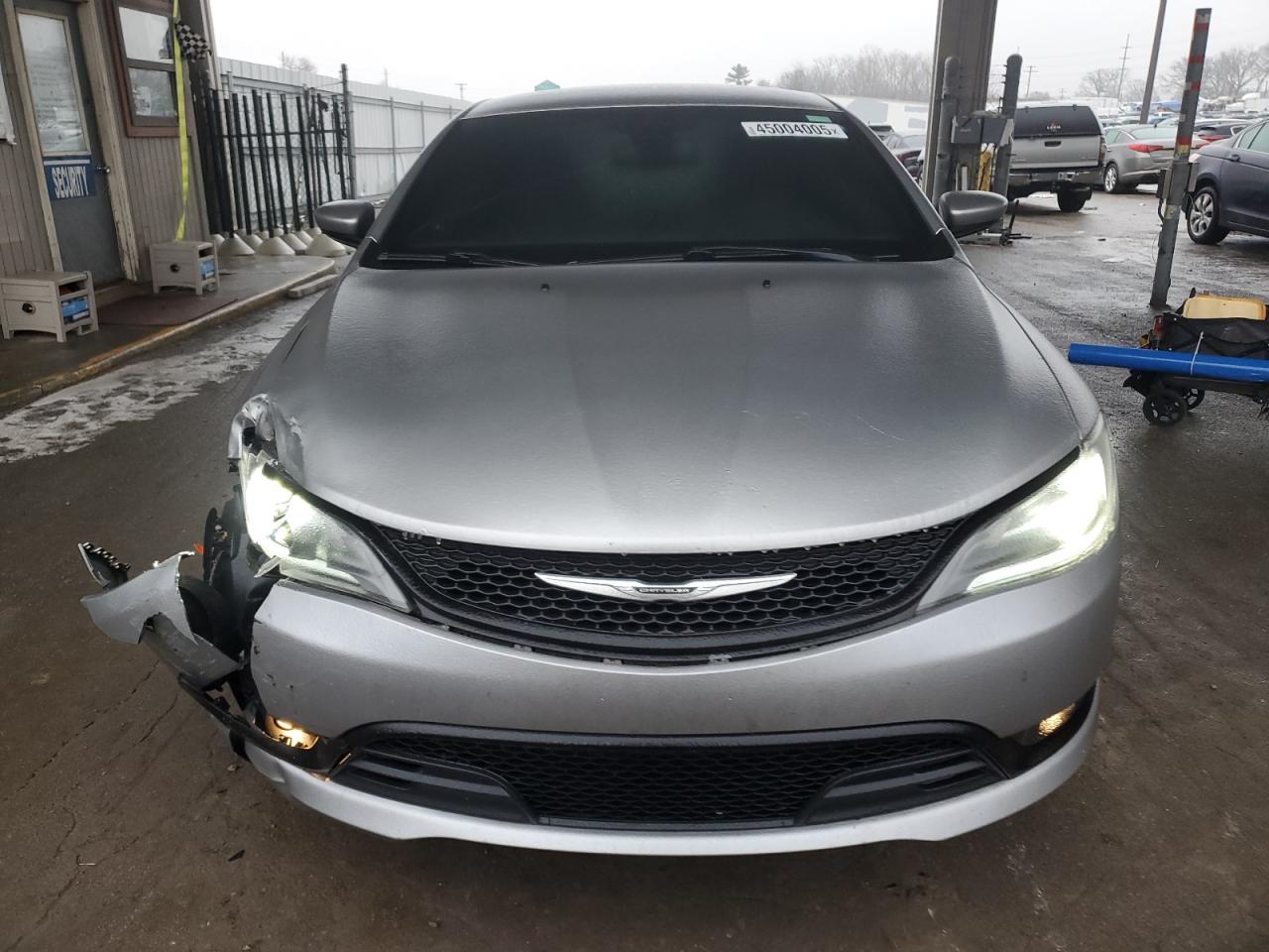 2015 Chrysler 200 - Image 5