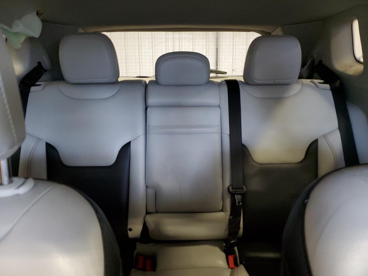 2020 Jeep Compass - Image 10