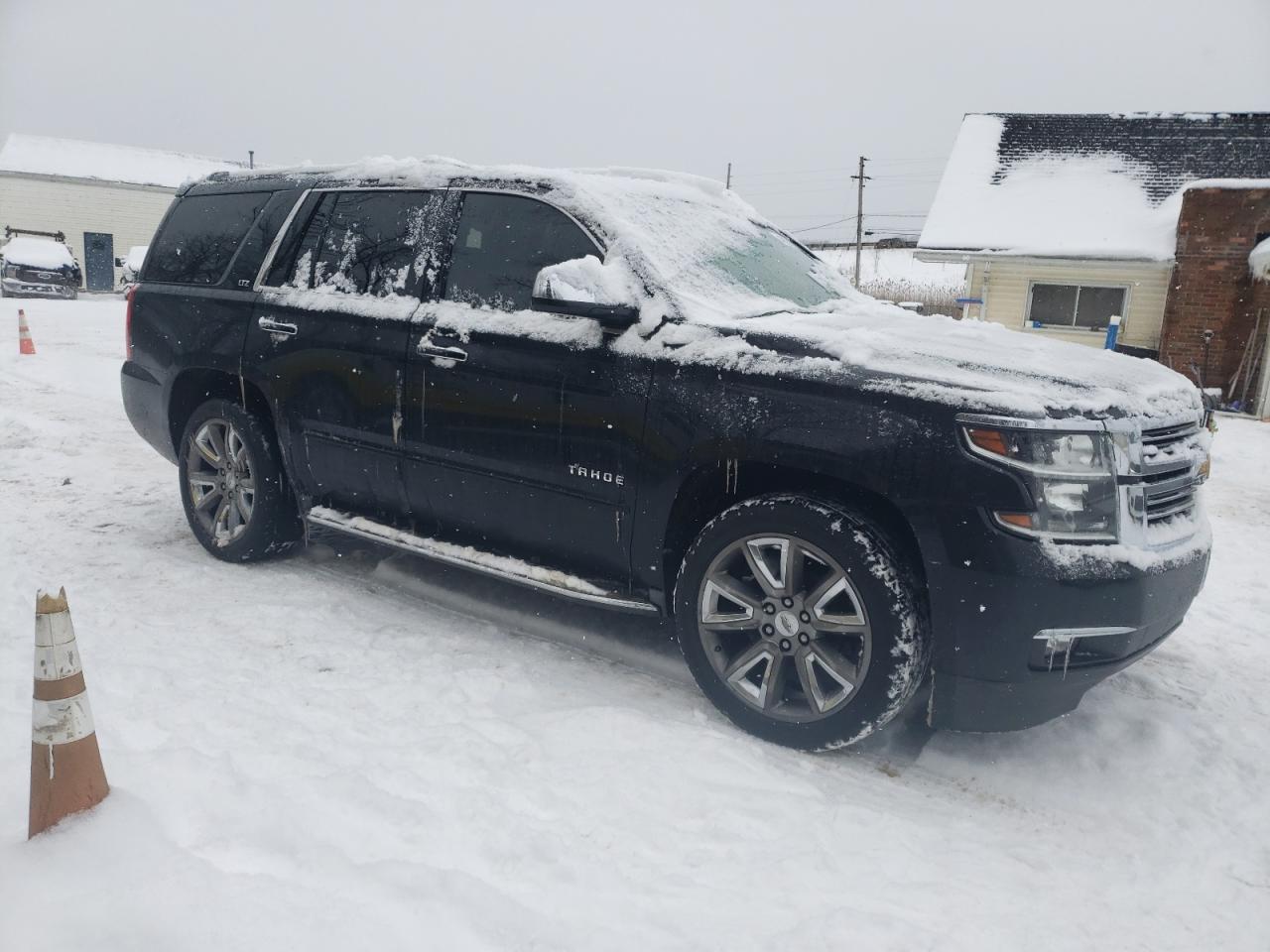 2015 Chevrolet Tahoe - Image 4