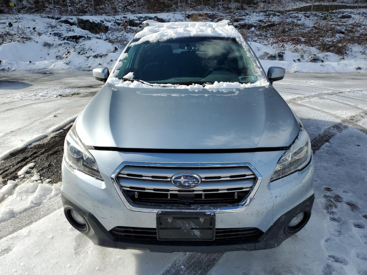 2017 Subaru Outback - Image 5