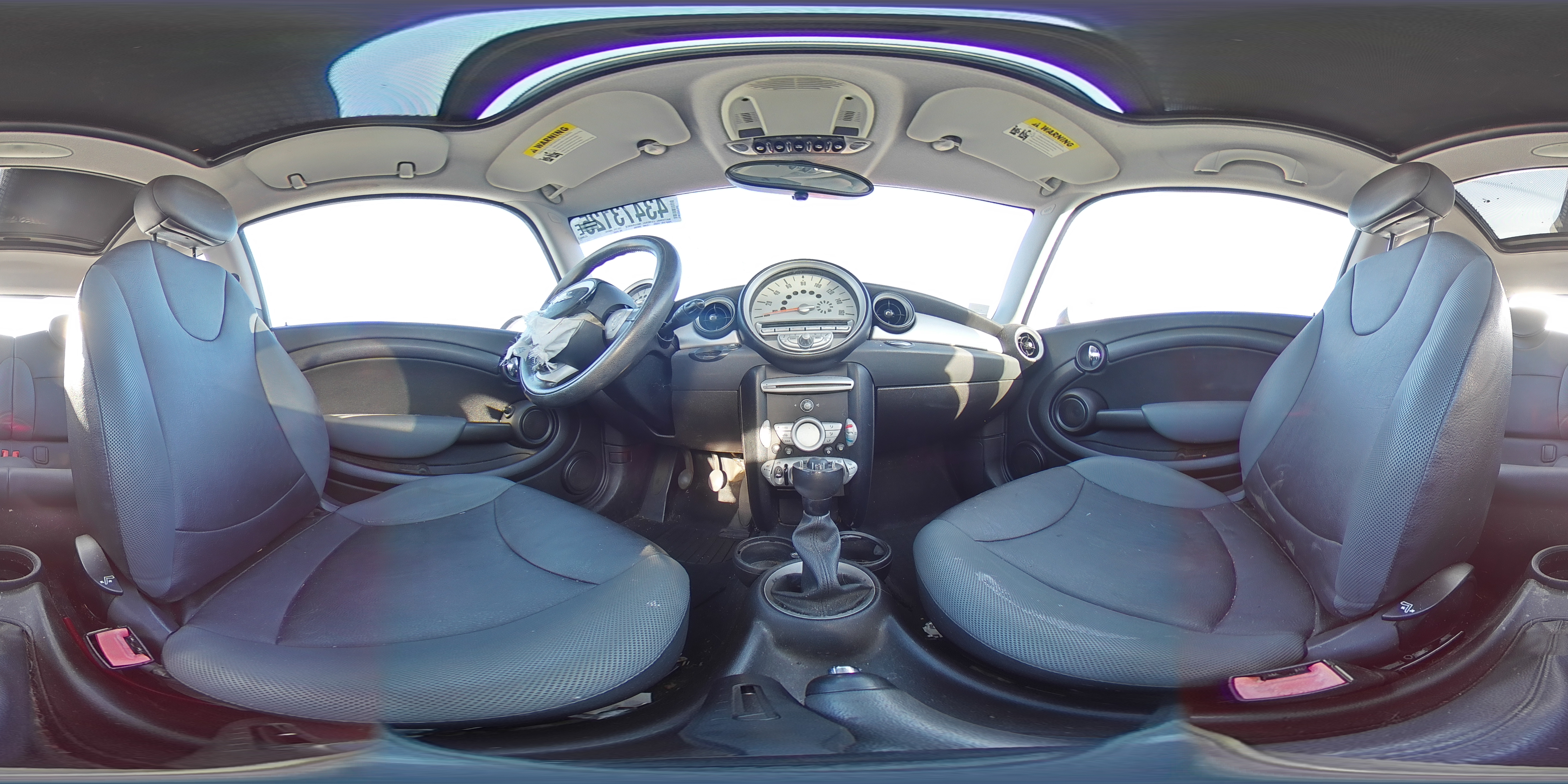 2010 MINI Cooper - Image 12