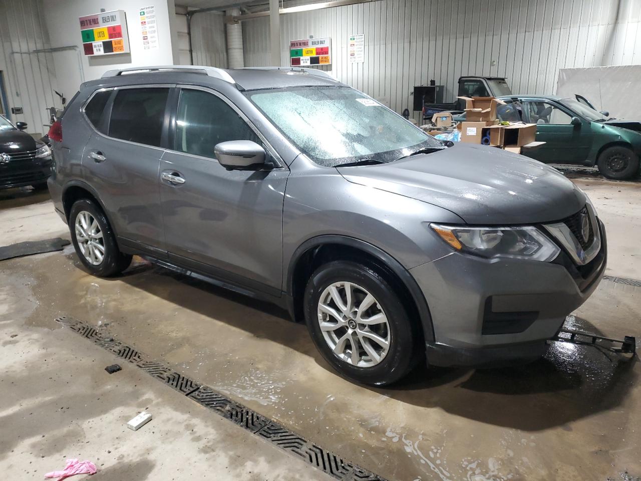 2018 Nissan Rogue - Image 4