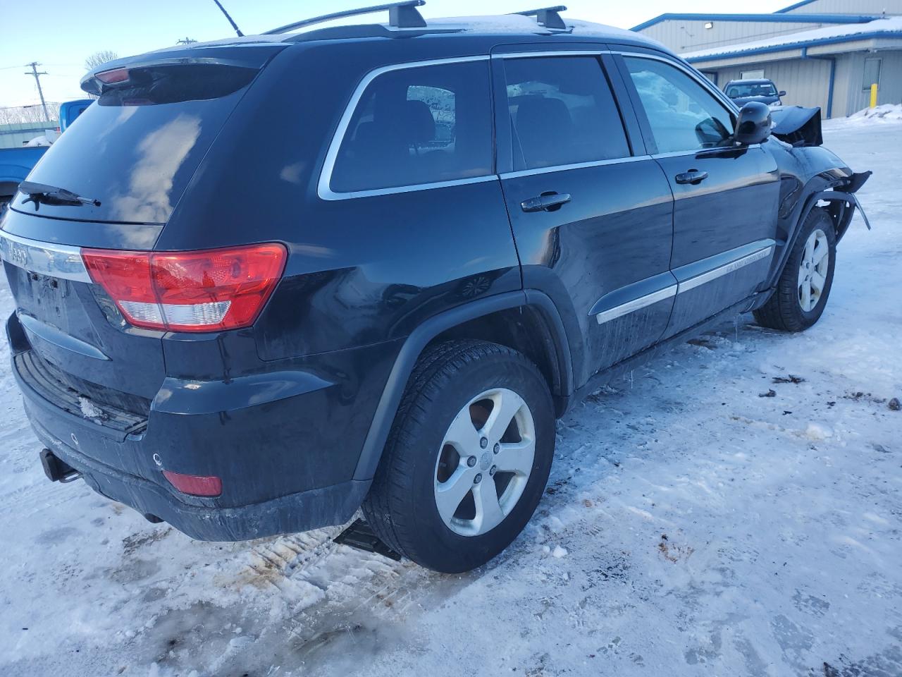 2013 Jeep Grand Cherokee - Image 3