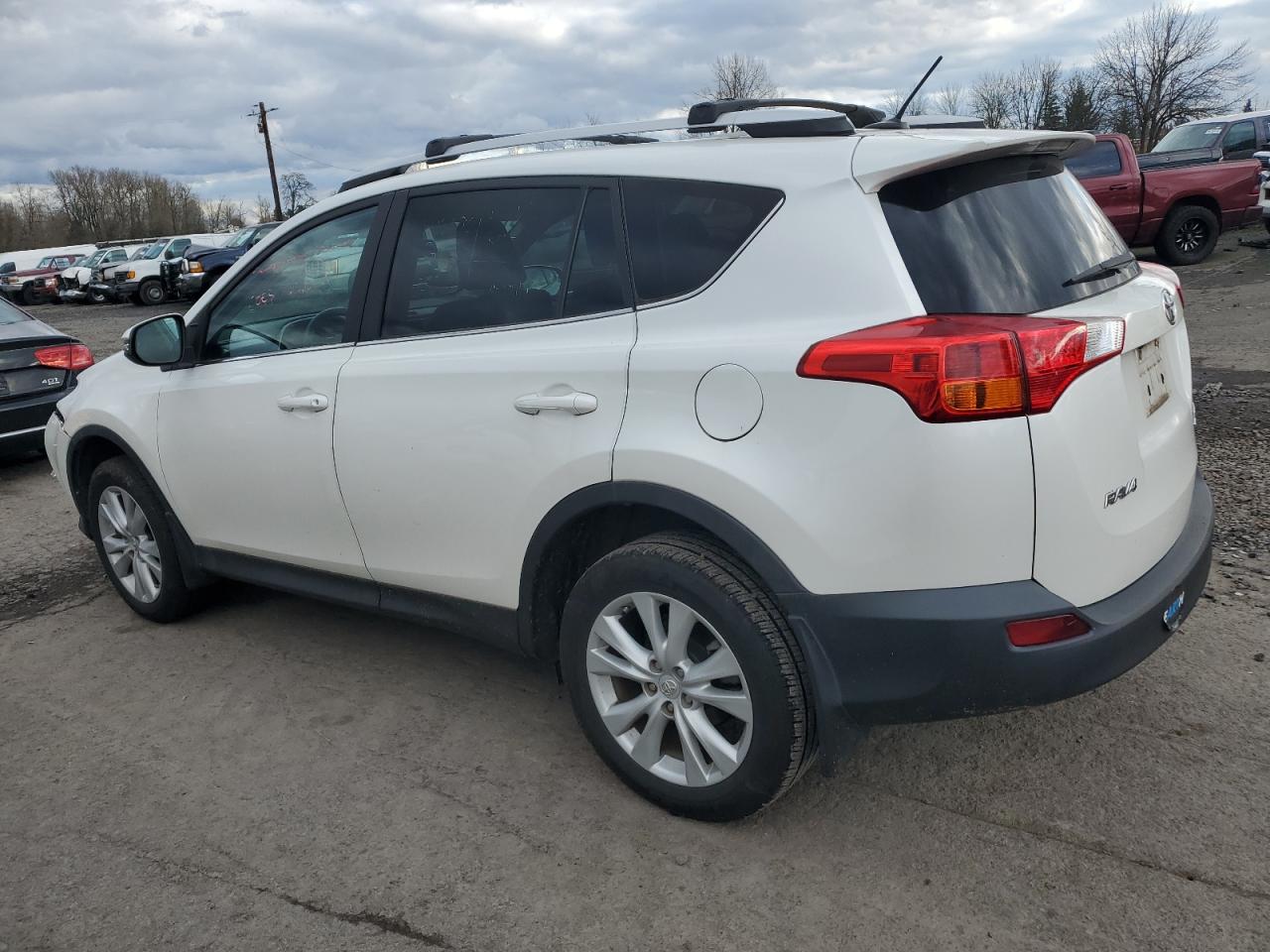2013 Toyota RAV 4 - Image 2