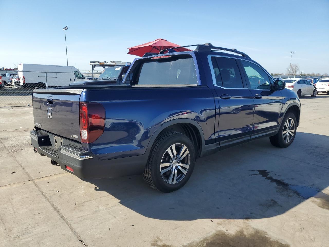 2017 Honda Ridgeline - Image 3