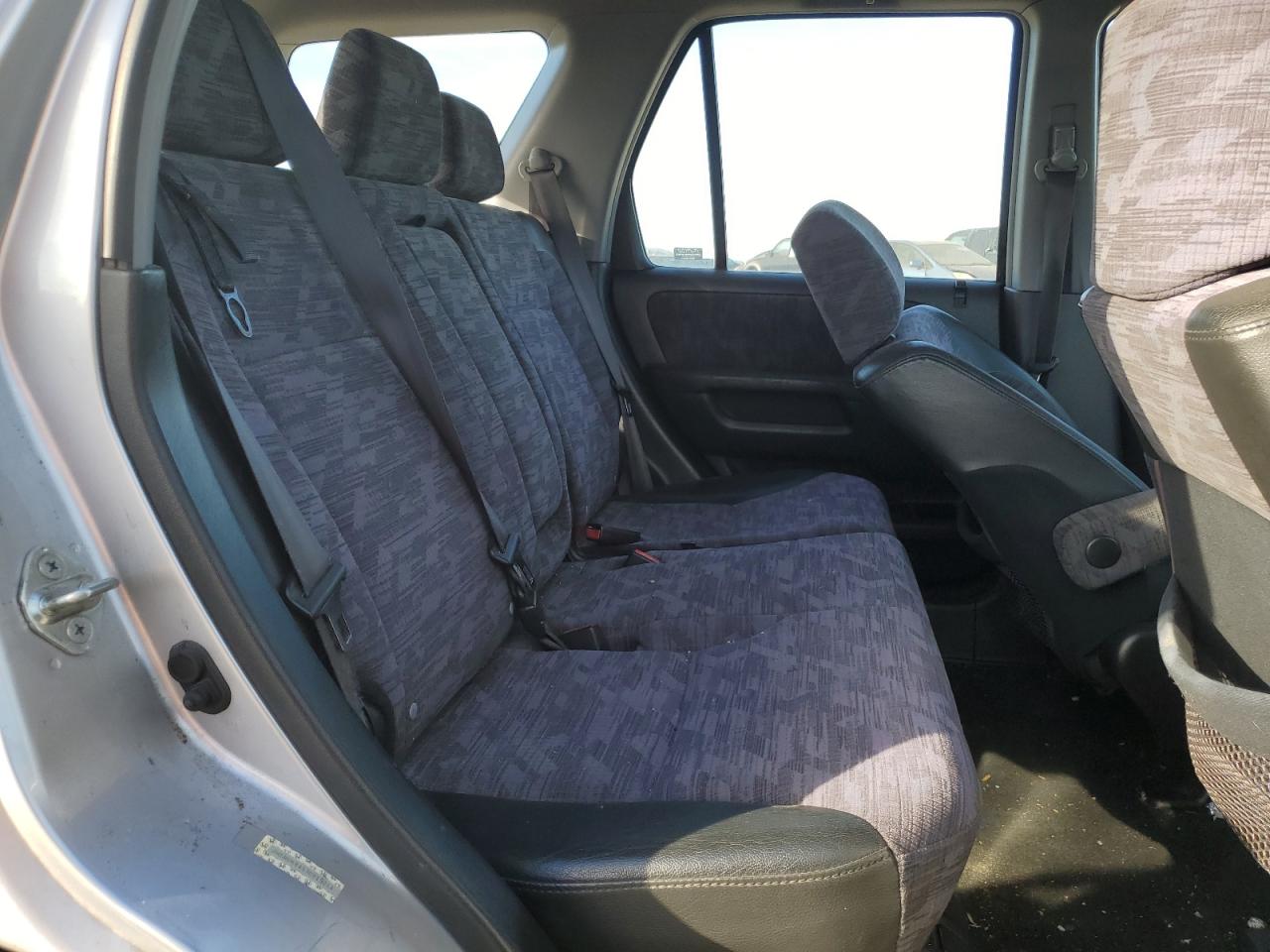 2003 Honda CR-V - Image 11