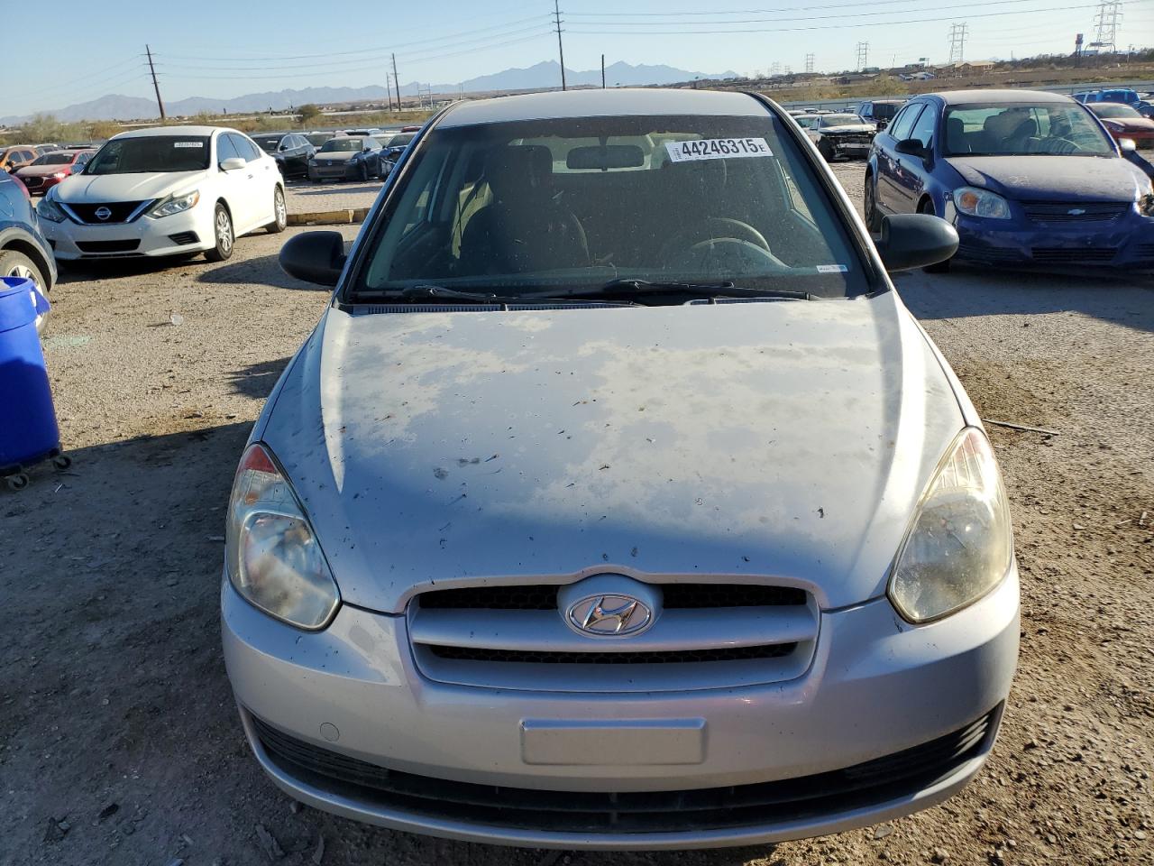 2008 Hyundai Accent - Image 5