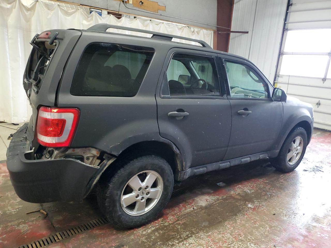 2009 Ford Escape - Image 3