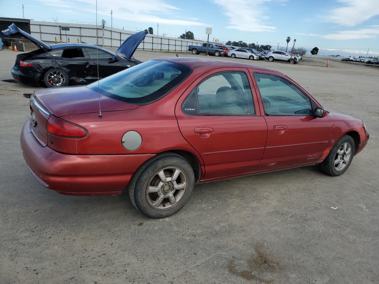1999 Ford Contour - Image 3