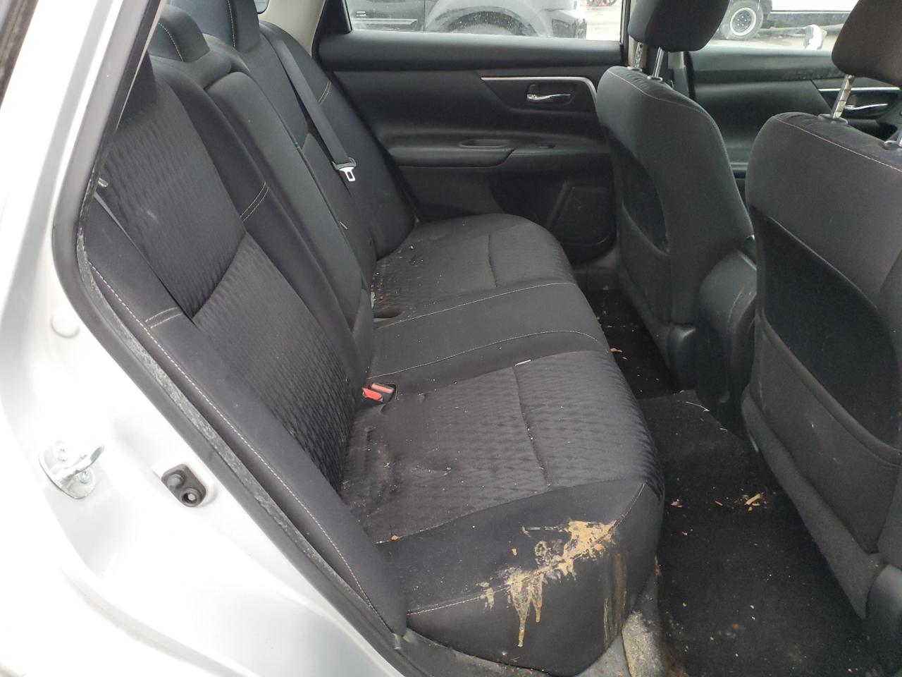 2017 Nissan Altima - Image 10