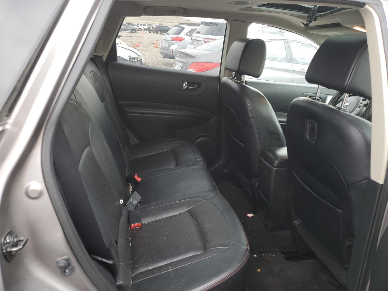 2013 Nissan Rogue - Image 10