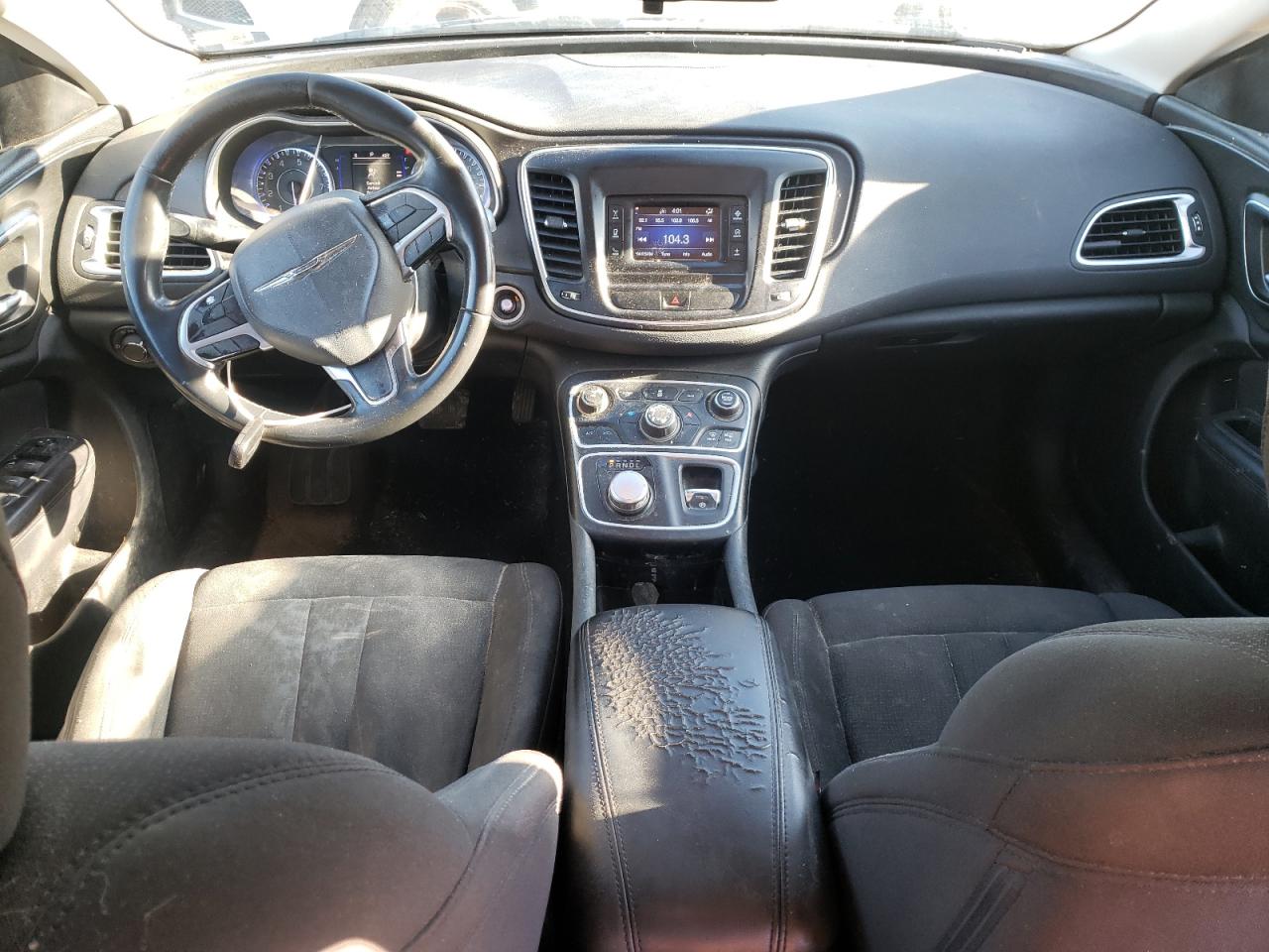 2015 Chrysler 200 - Image 8