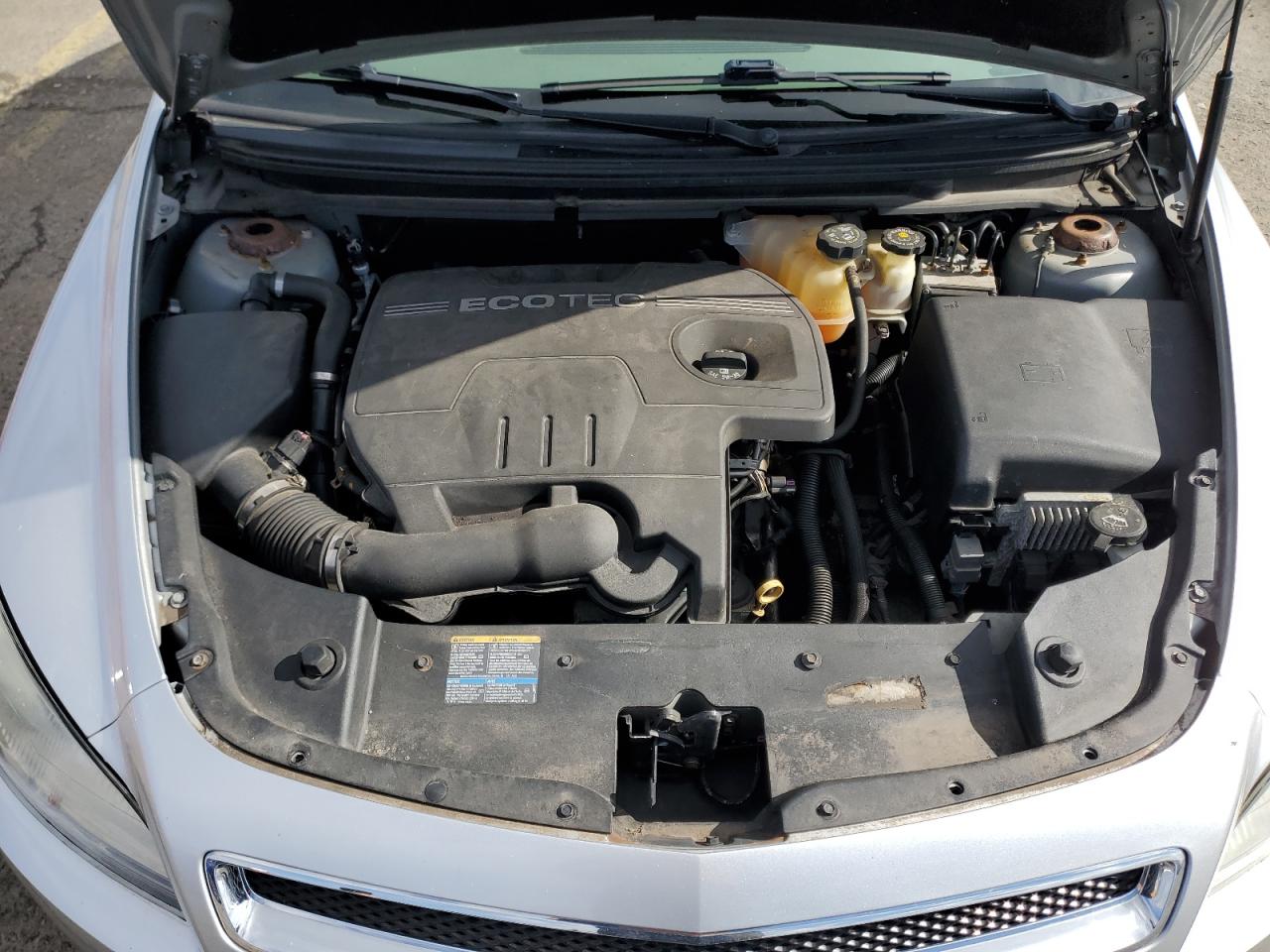2010 Chevrolet Malibu - Image 11