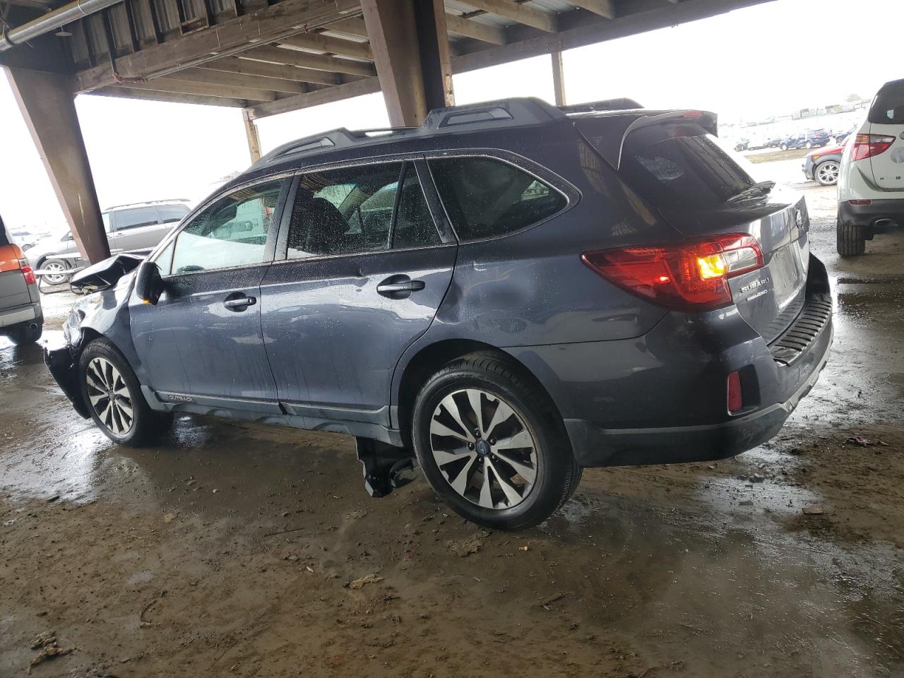 2015 Subaru Outback - Image 2