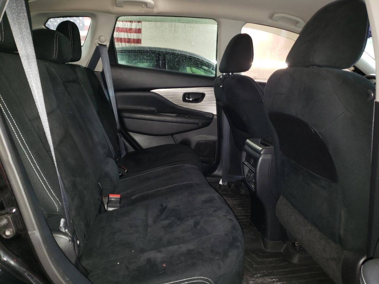 2016 Nissan Murano - Image 10