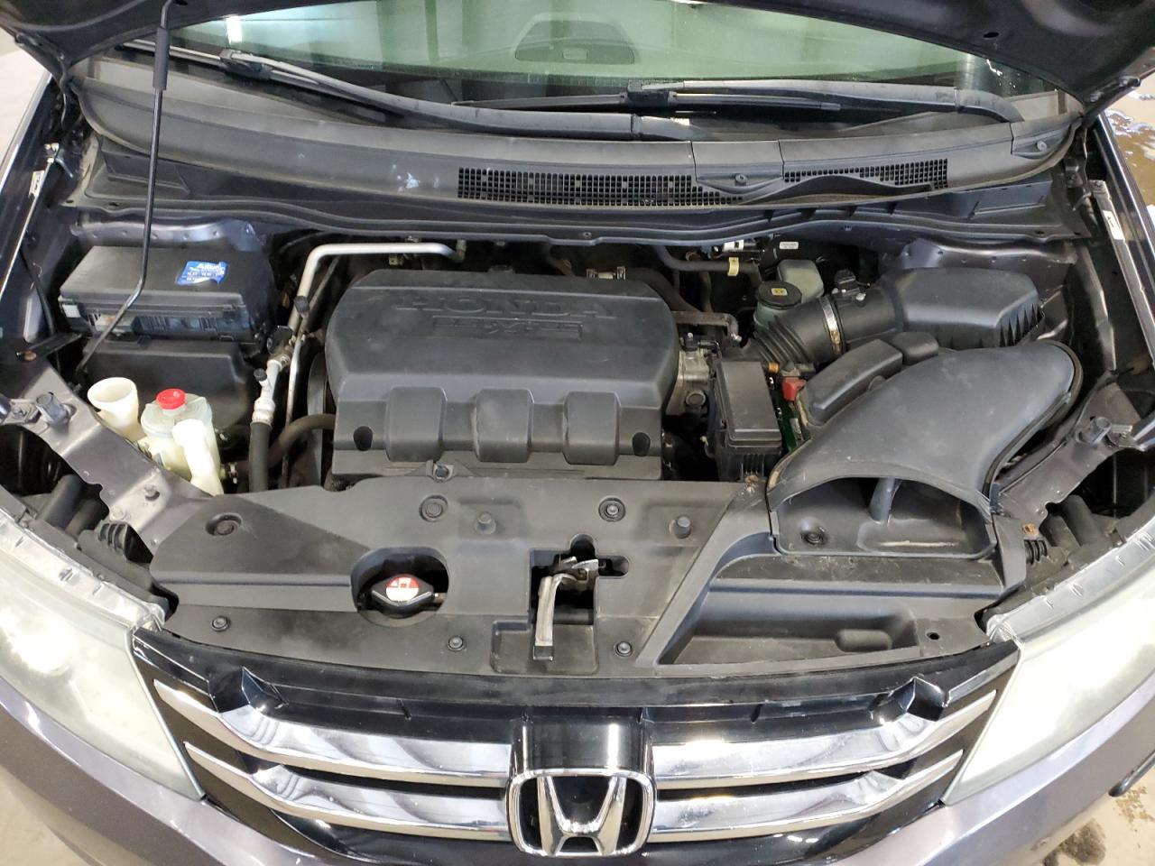 2015 Honda Odyssey - Image 12