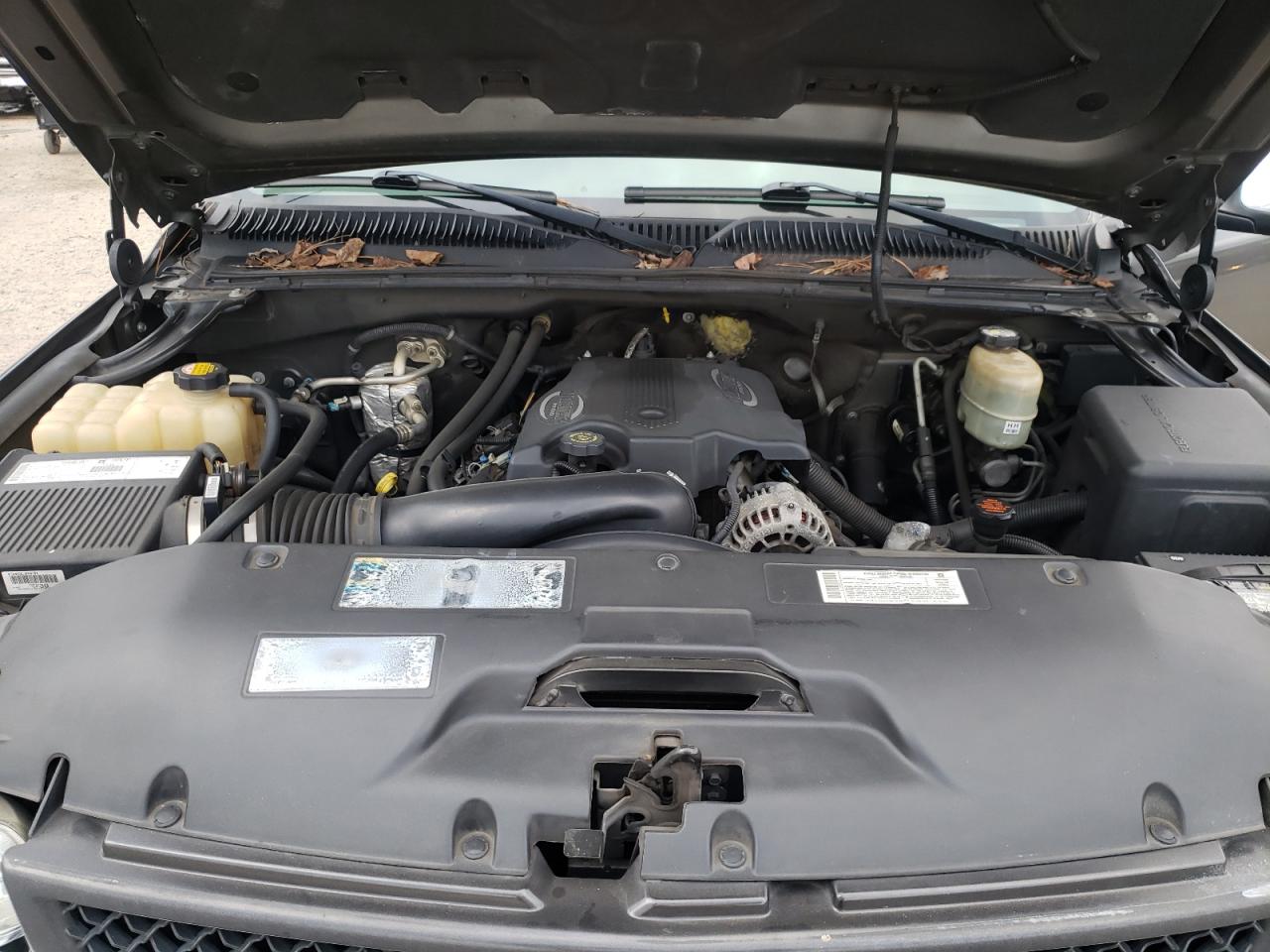 2001 Chevrolet Silverado - Image 11