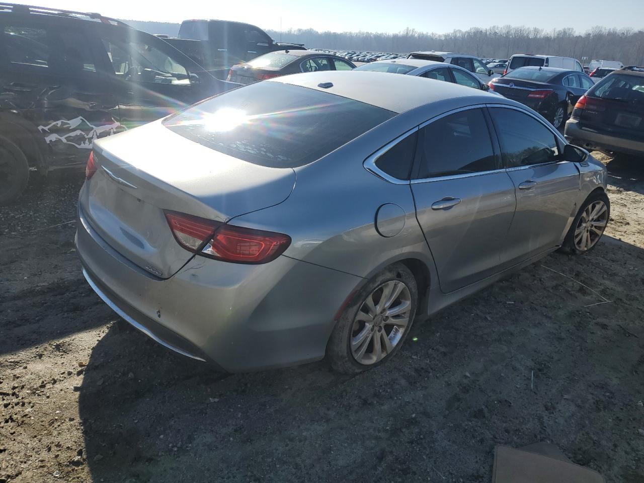 2015 Chrysler 200 - Image 3