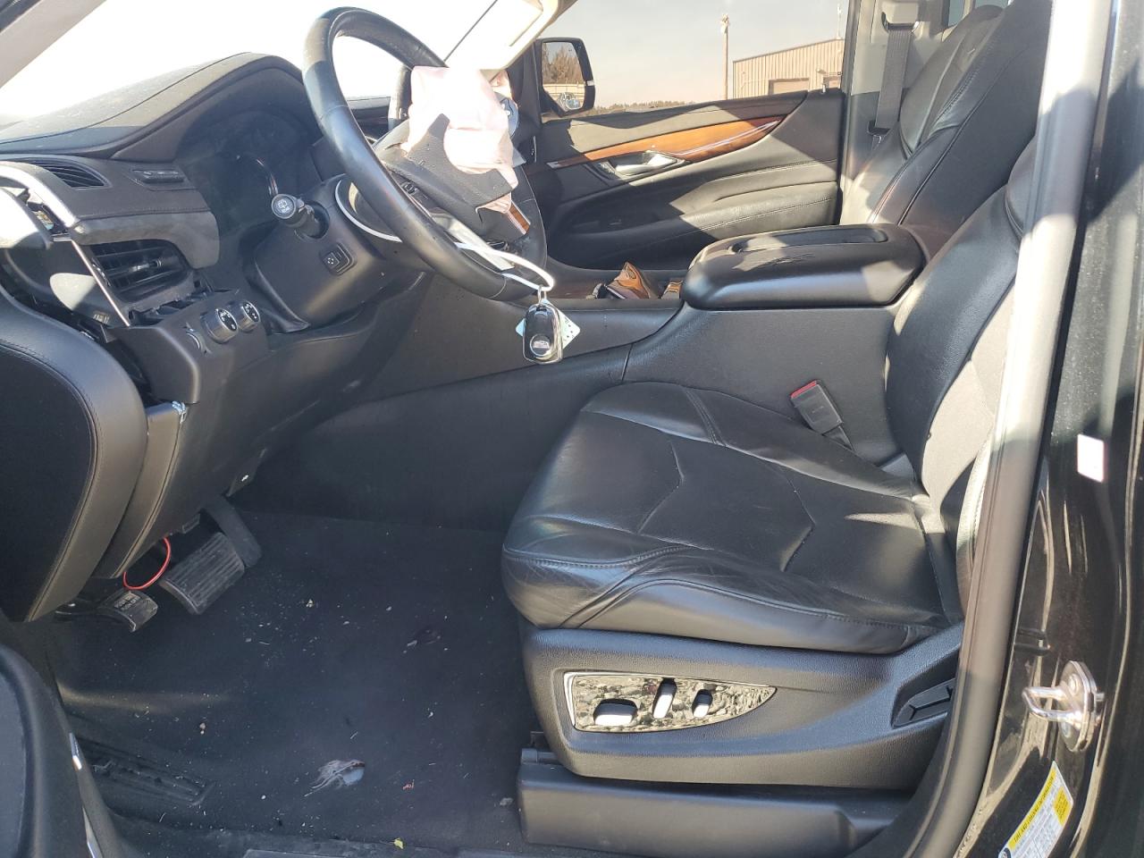 2017 Cadillac Escalade - Image 7