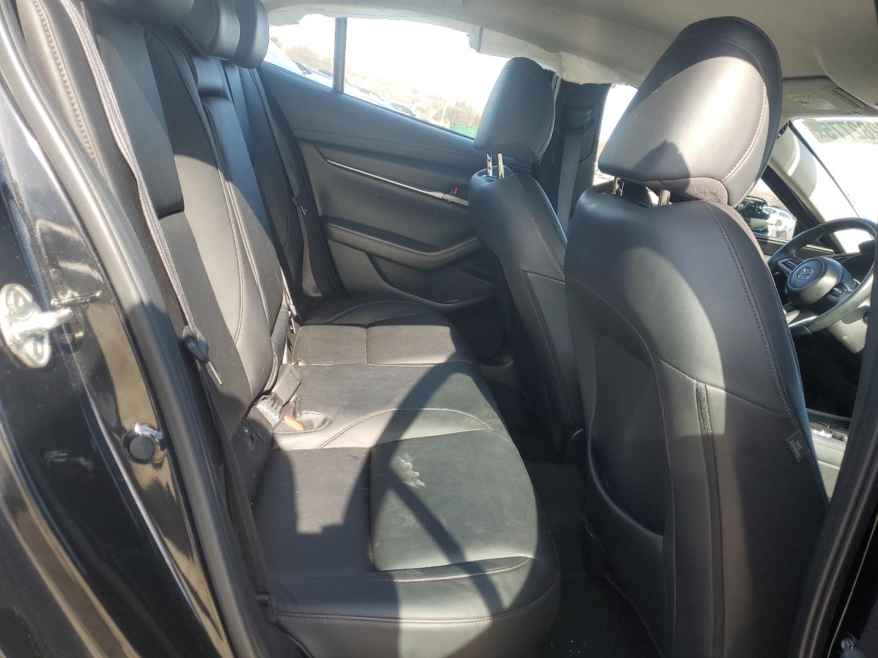 2021 Mazda 3 - Image 10