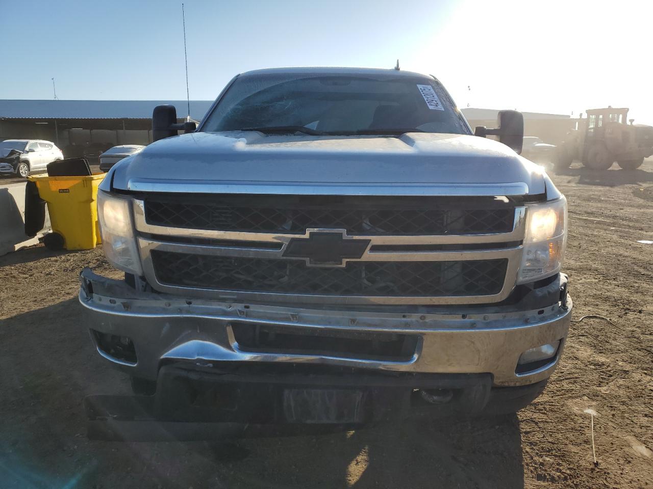 2011 Chevrolet Silverado - Image 5