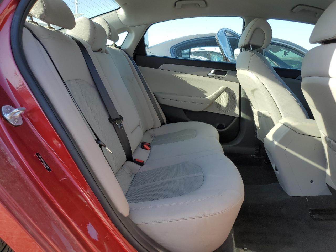 2016 Hyundai Sonata - Image 10