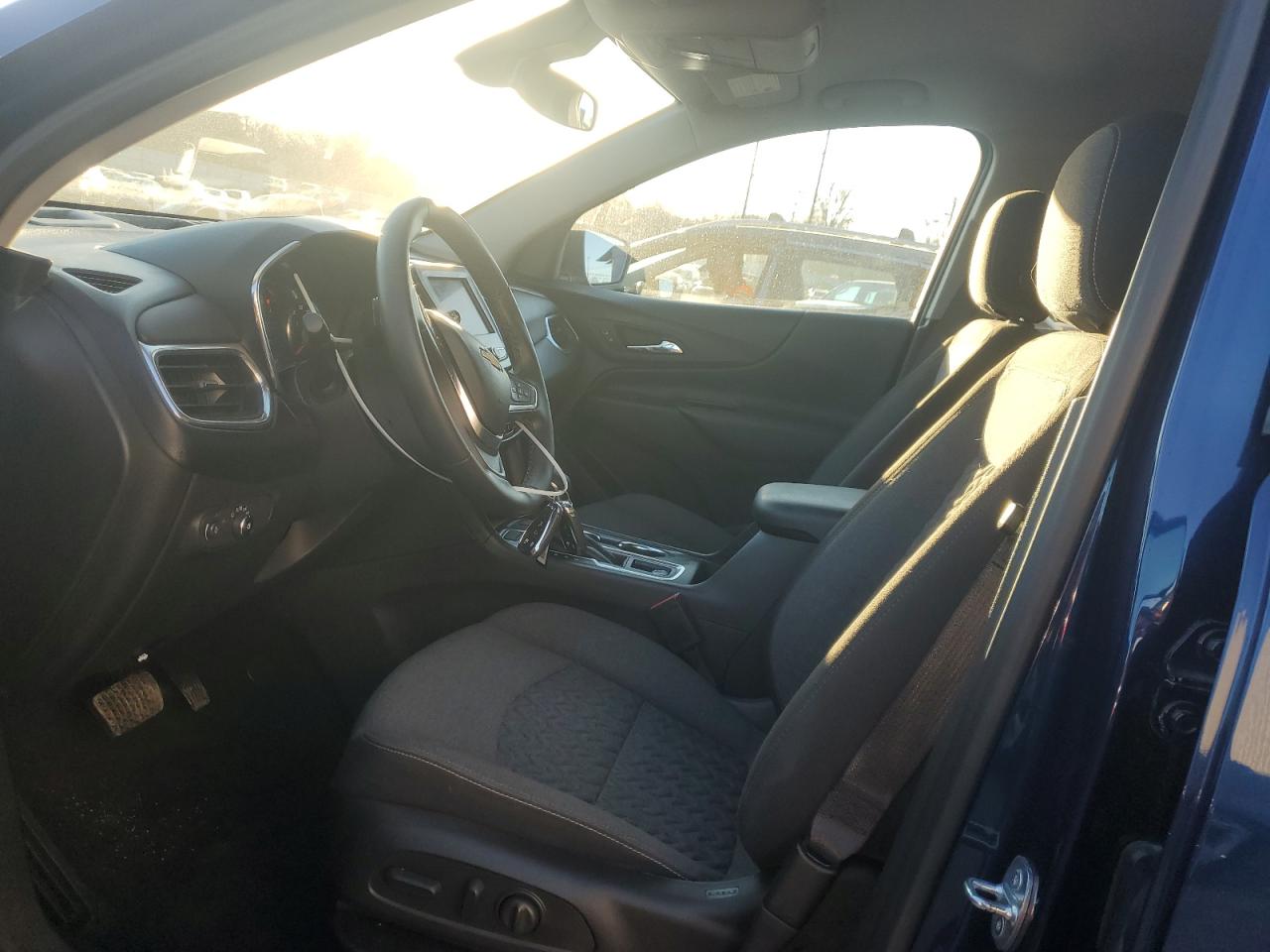 2023 Chevrolet Equinox - Image 7