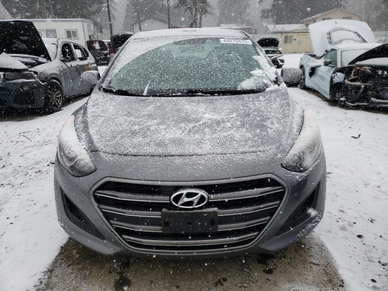 2016 Hyundai Elantra - Image 5