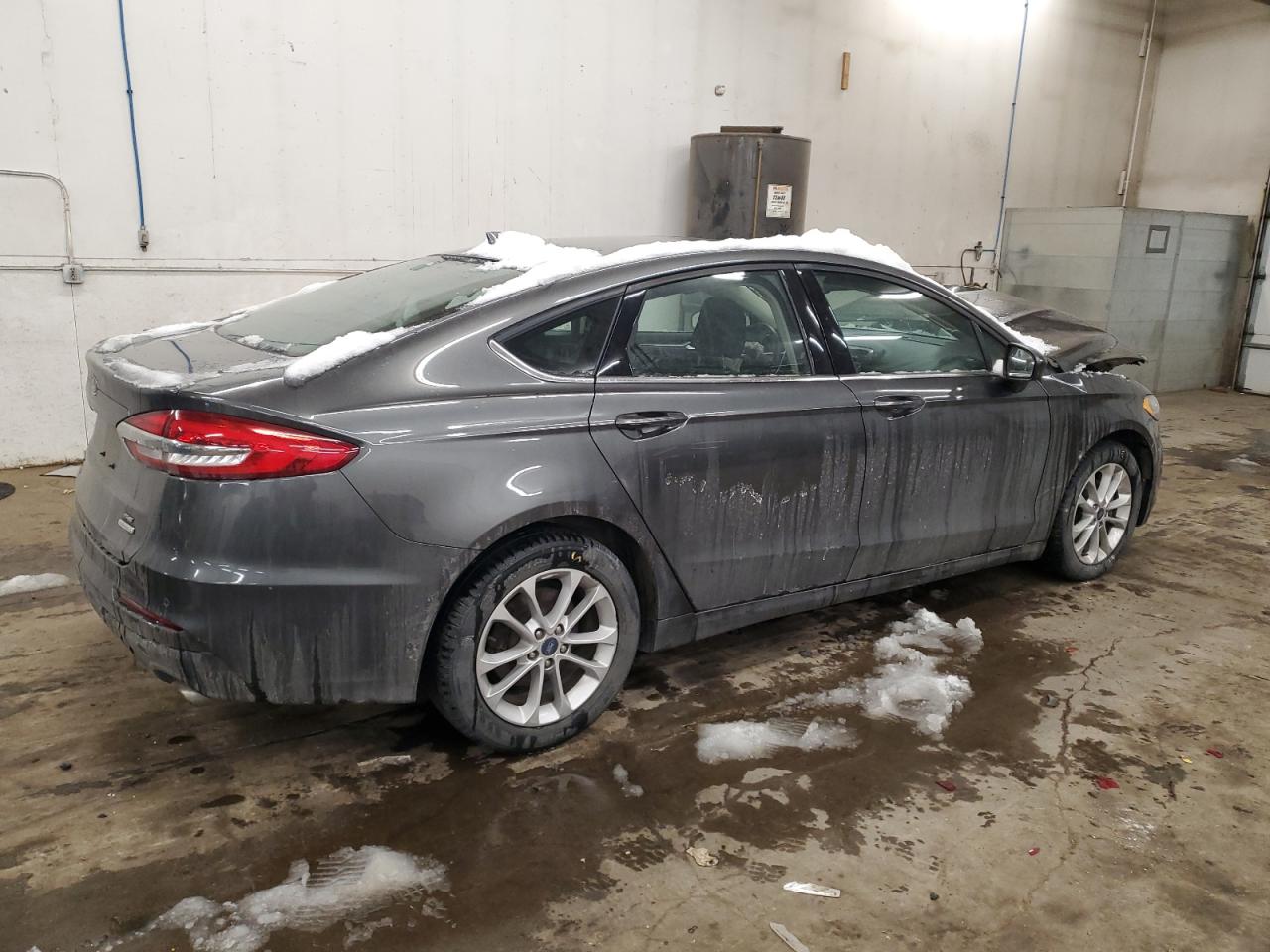 2020 Ford Fusion - Image 3