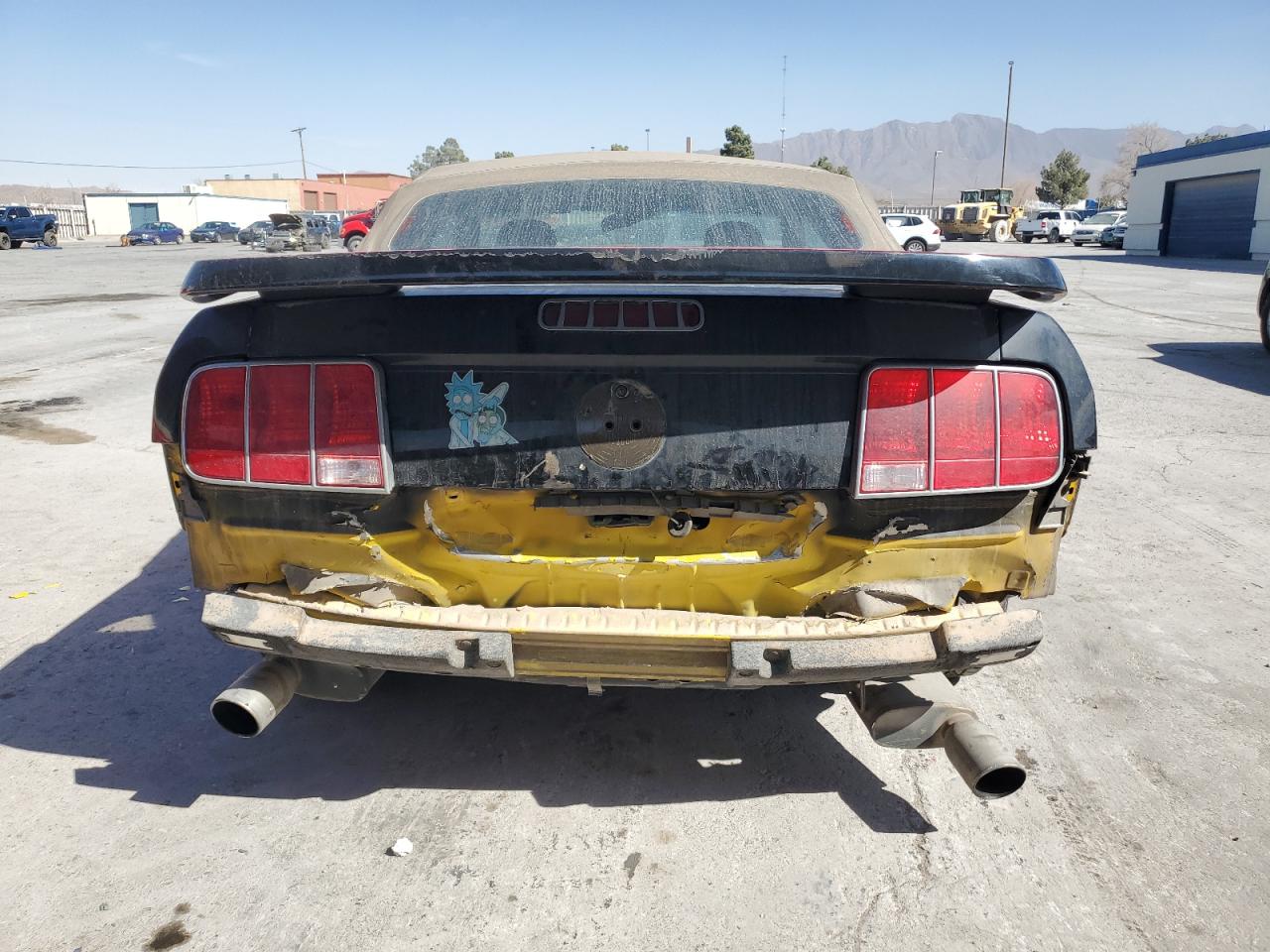 2005 Ford Mustang - Image 6