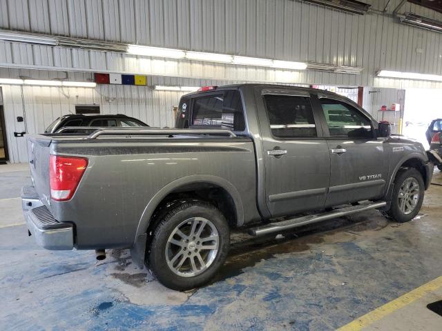  NISSAN TITAN 2015 Szary