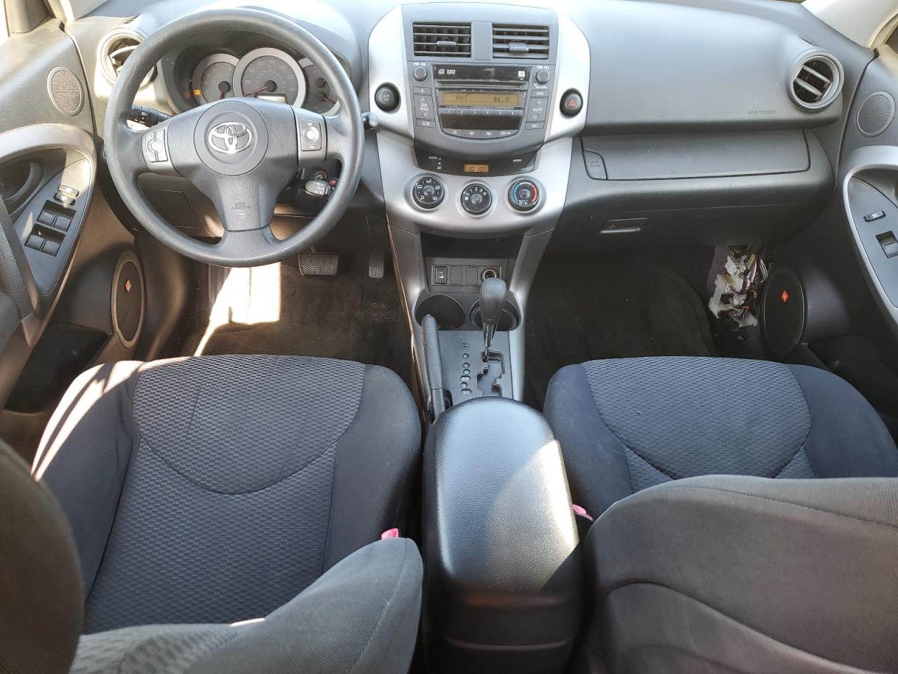 2007 Toyota RAV 4 - Image 8